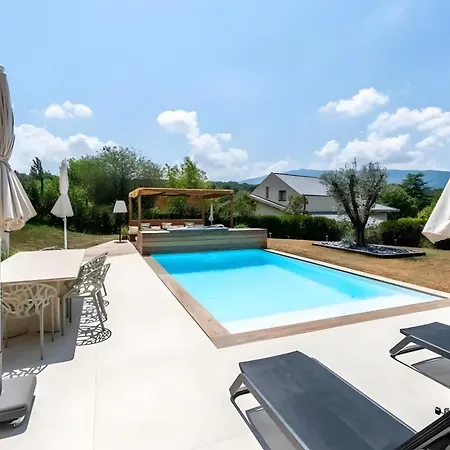 Villa Proche Talloires